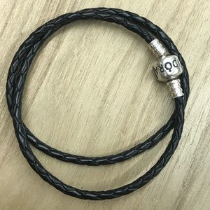 Pandora black leather bracelet >>PRICE IS FIRM